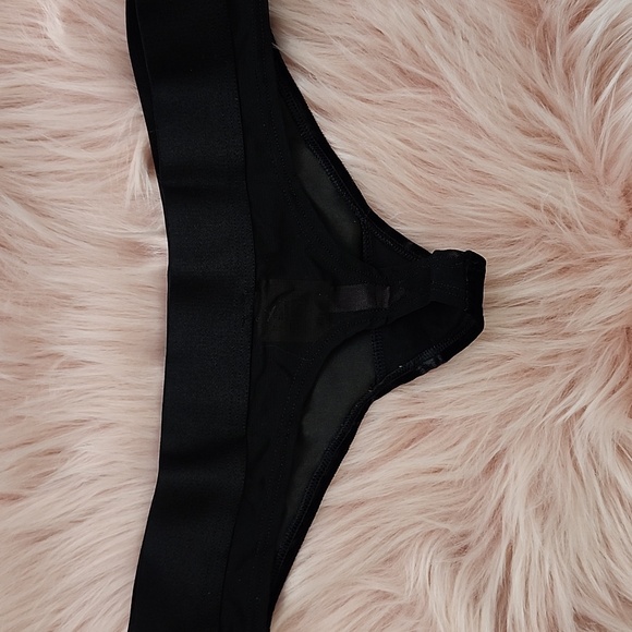 Brand New PINK Victoria's Secret Thong-XS - Picture 2 of 4
